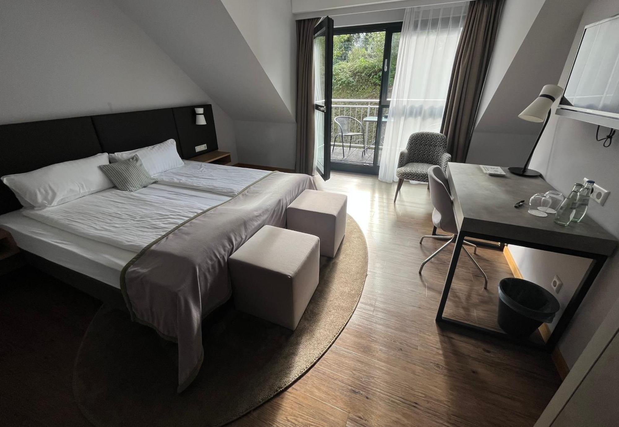 Hotel Am Markt Wipperfurth Bagian luar foto